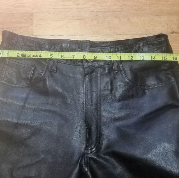 Vintage Leather (Levi's ?) Unisex Pants - Picture 15 of 16
